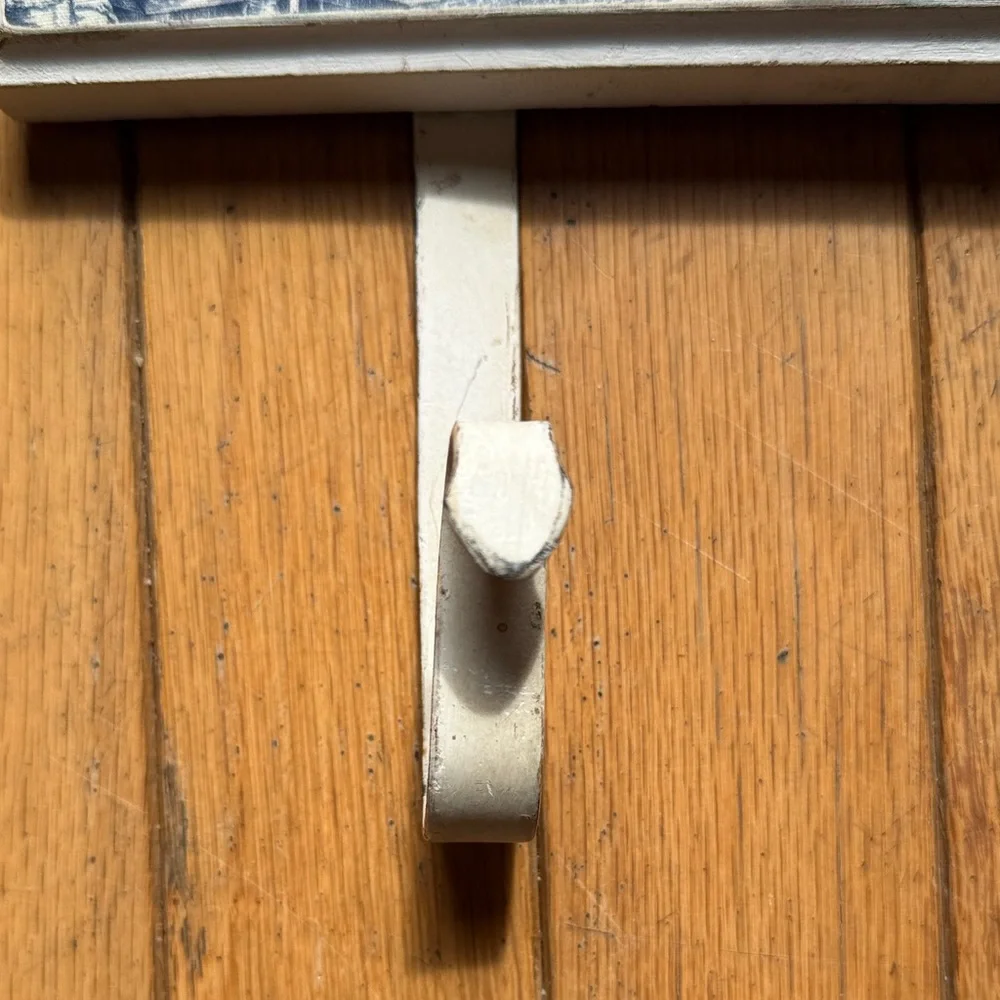French Country/ shabby chic Decorative Wall Hook Rack